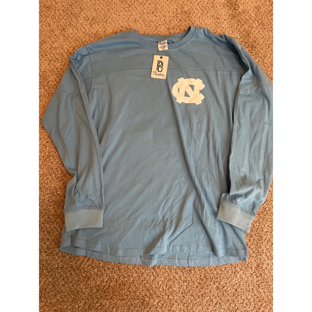 NWT Pressbox Mens Long Sleeve Shirt XL Carolina Blue UNC Tar Heels Graphic Tee